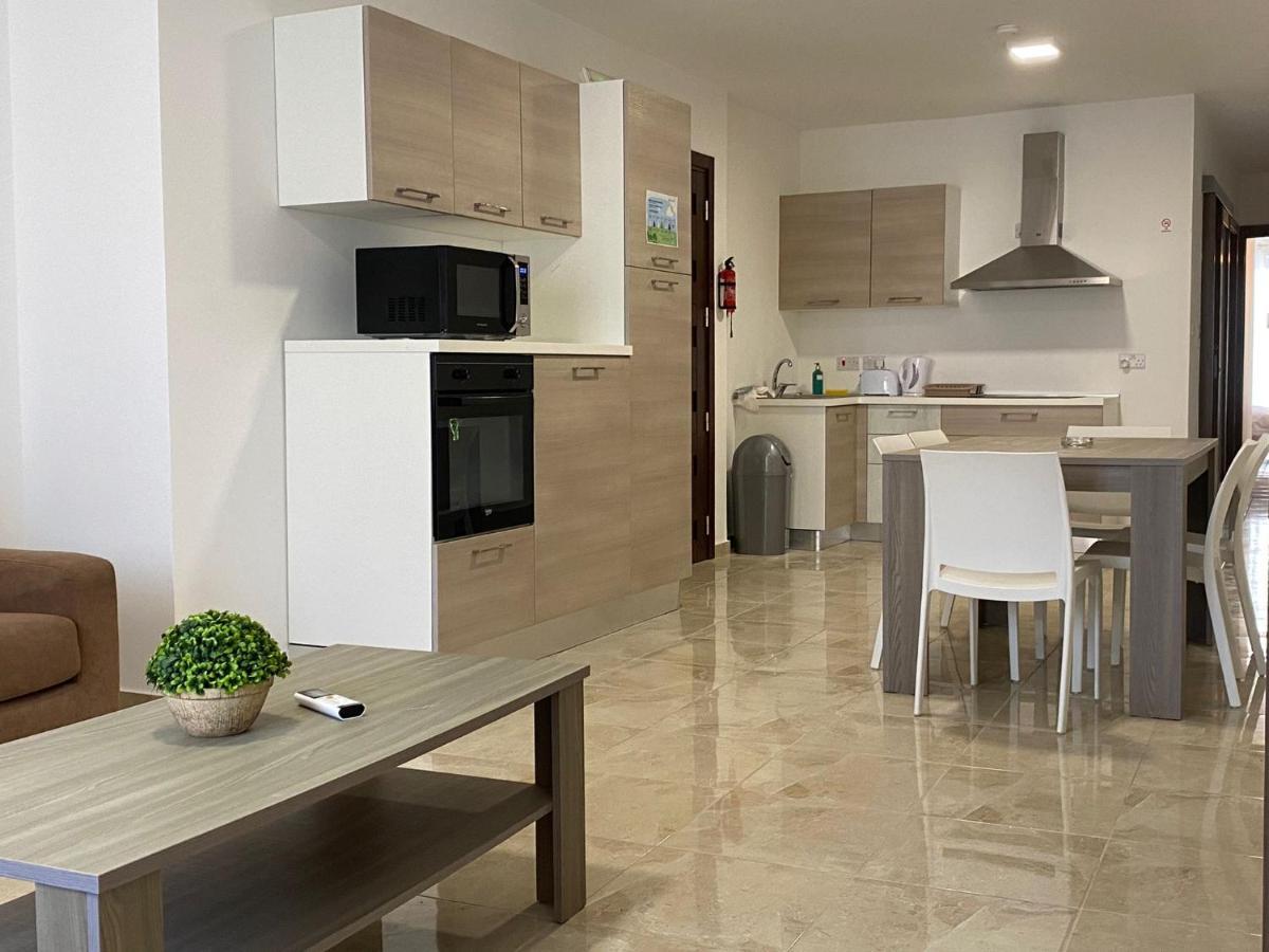 Sunrise Court Apartment Marsaskala Exterior foto