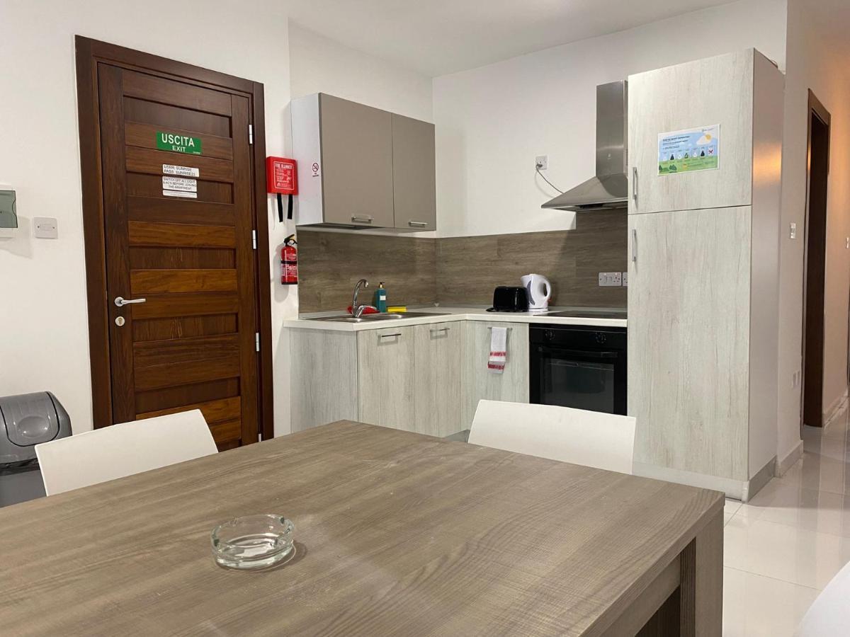 Sunrise Court Apartment Marsaskala Exterior foto