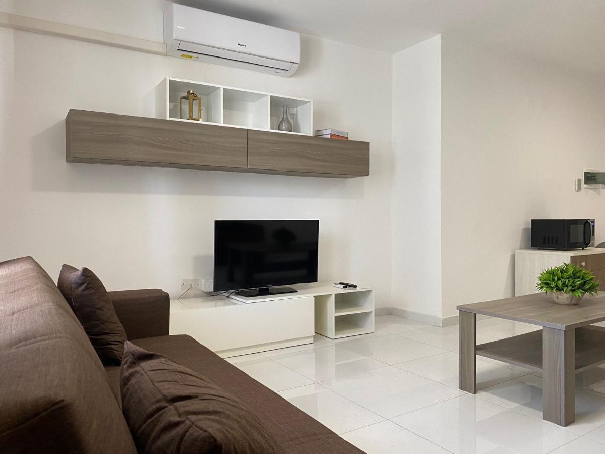 Sunrise Court Apartment Marsaskala Exterior foto