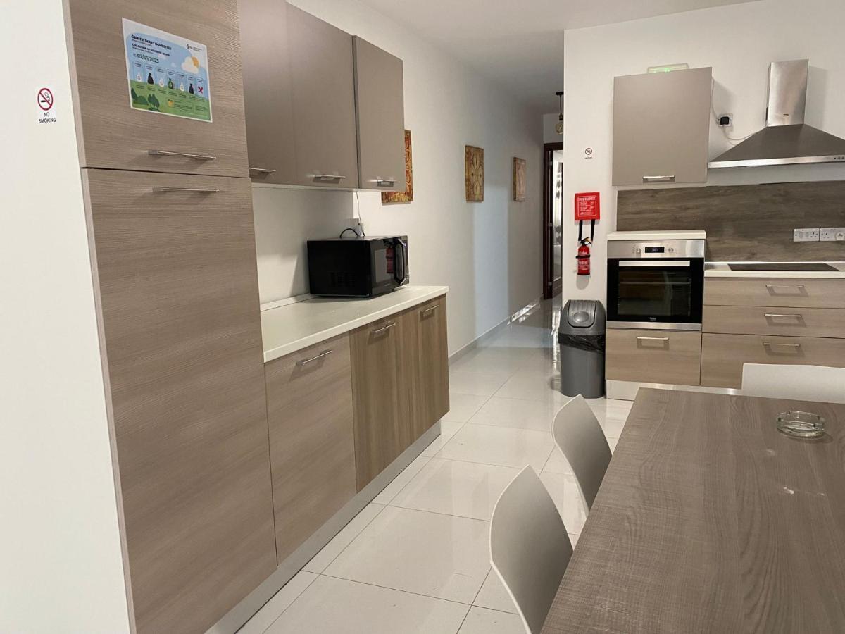 Sunrise Court Apartment Marsaskala Exterior foto