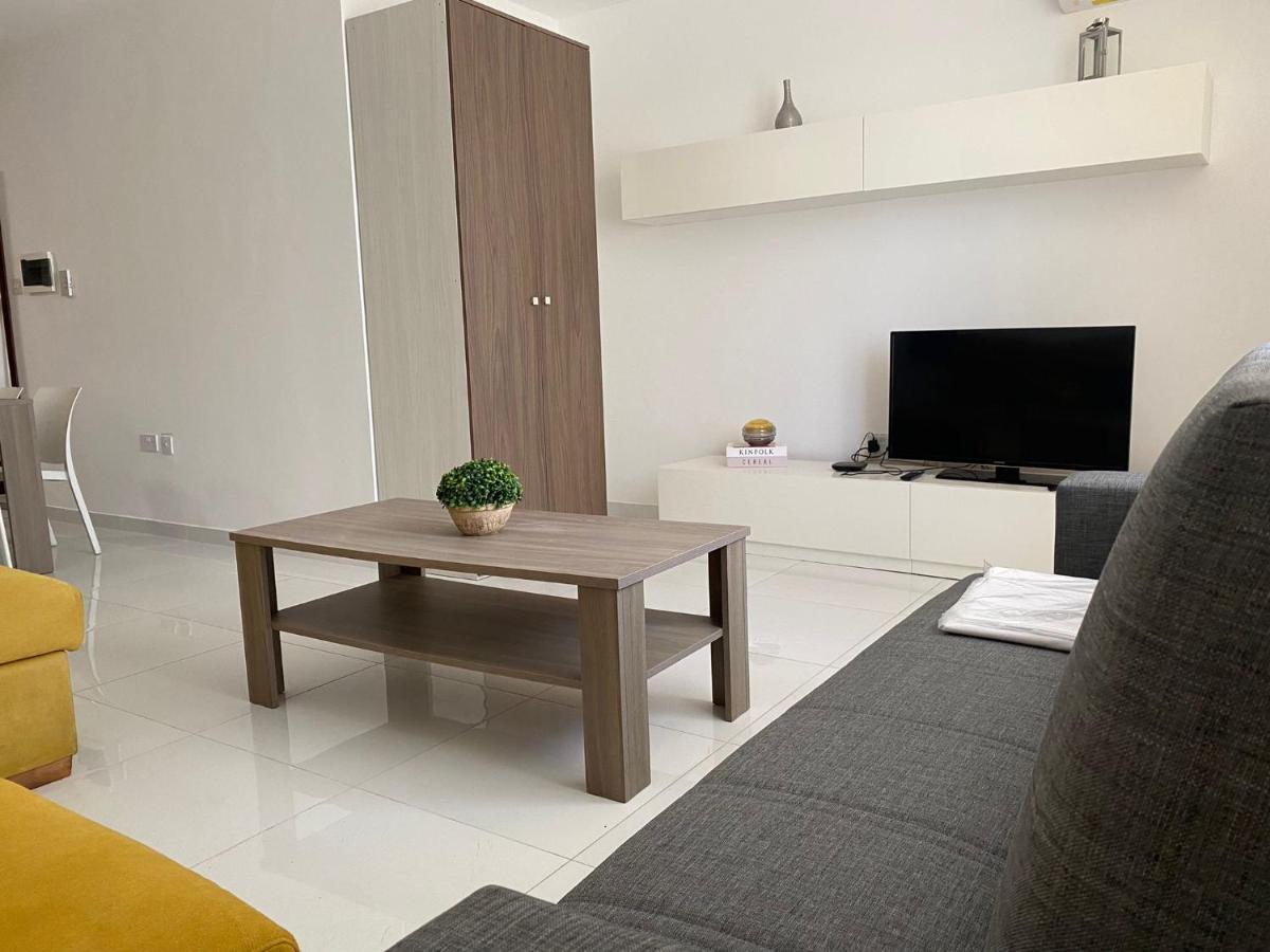 Sunrise Court Apartment Marsaskala Exterior foto