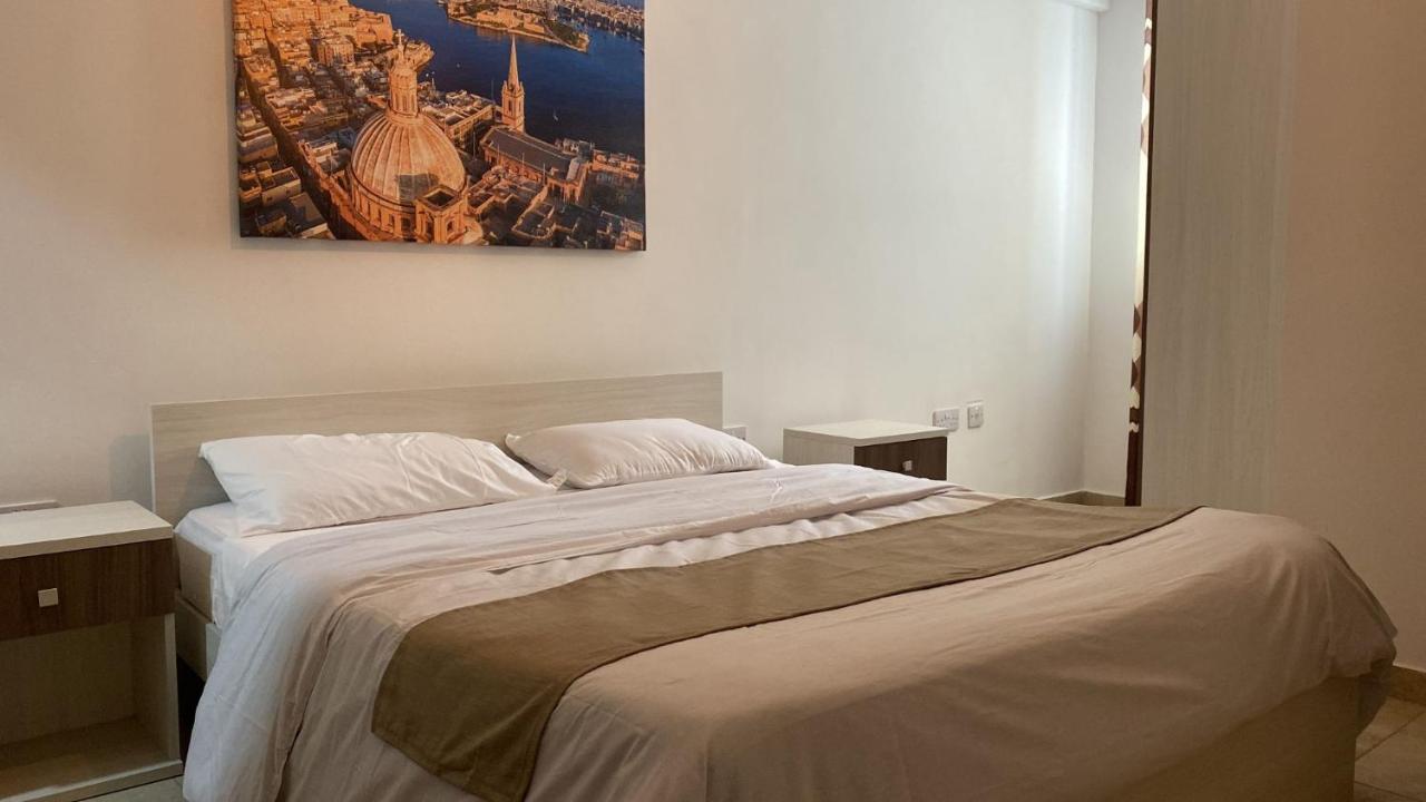 Sunrise Court Apartment Marsaskala Exterior foto